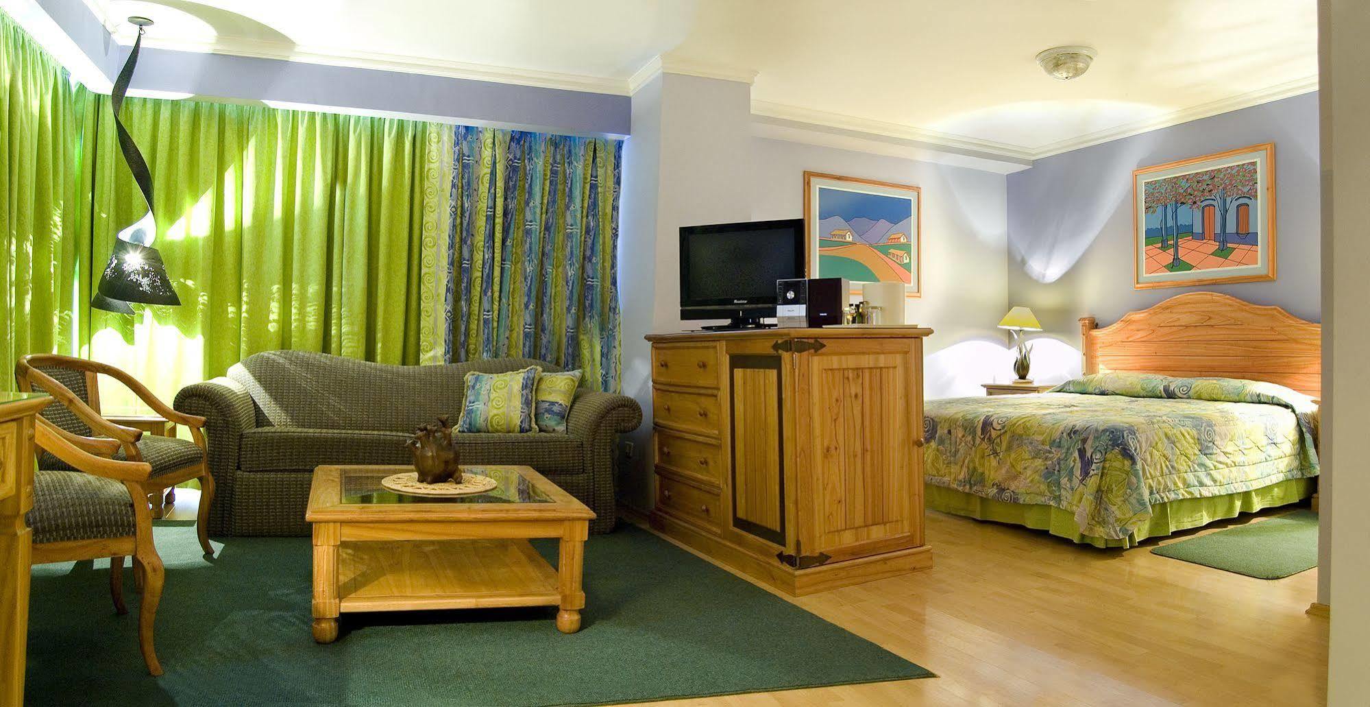 Hotel Las Margaritas Asuncion Luaran gambar